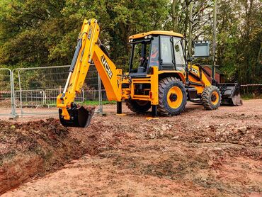 экскаватор погрузчик мтз 82 б у цена: Погрузчик, JCB, 2024 г., Колесный