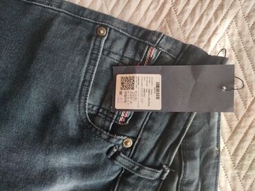 Farmerke: Teksas, Normalan struk, Skinny na lalafo.rs — 6 Farmerke: Teksas, Normalan struk, Skinny — 6