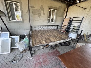 пластик айнек буу: Тапчан 3 x 3 x 1 м, Металл