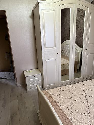 Долгосрочная аренда квартир: 3 комнаты, С мебелью полностью — 7