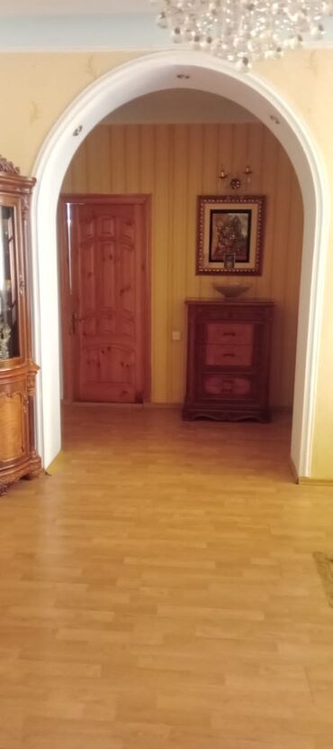 Həyət evləri və villaların satışı: 4 otaqlı, 180 kv. m, Kredit var, Yeni təmirli -da lalafo.az — 9 Həyət evləri və villaların satışı: 4 otaqlı, 180 kv. m, Kredit var, Yeni təmirli — 9