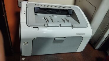 Принтеры: Продаю лазерный принтер Hp LaserJet 1102. В хорошем, рабочем