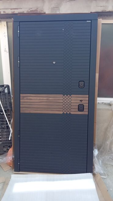 Giriş qapıları: Blok üçün Yeni Giriş qapısı 100x210 sm Çərçivə ilə, Zəmanətli, Ödənişli quraşdırma, Pulsuz çatdırılma — 19