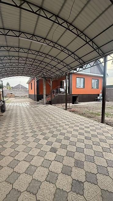 сдаю в джале: 5 комнат, 150 м², 6 соток, Кара-Балта, Собственник — 2