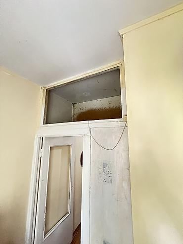 105: 1 комната, 35 м², 12 мкр 105 серия, 3 этаж, Старый ремонт — 8