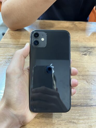 Apple iPhone: IPhone 11, Б/у, 128 ГБ, Черный, 80 %