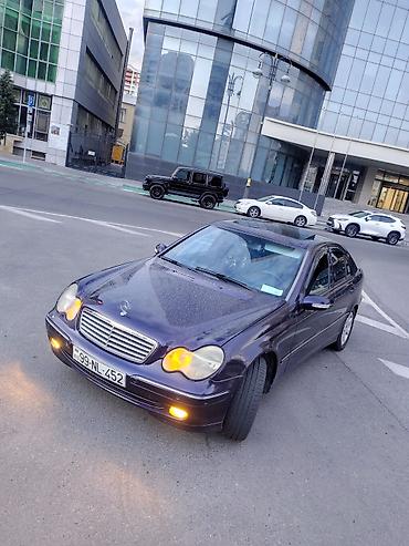 class: Mercedes-Benz C‑Class sedan - Kuzov: 4 qapılı sedan, tünd — 3