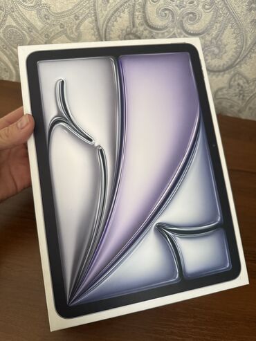 ipad 9th generation price kyrgyzstan: Планшет, Apple, память 256 ГБ, 11" - 12", Wi-Fi, Новый, Классический цвет - Серебристый