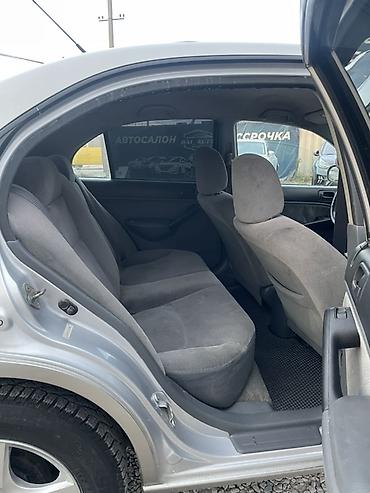 аваринные машины: Honda Civic: 2001 г., 1.7 л, Автомат, Бензин, Седан — 8