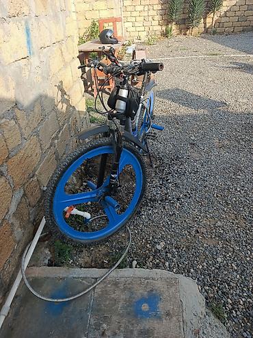 velosiped grand: Velosiped – dağ/şosse tipli hibrid - Rəng: gümüşü gövdə, mavi təkər — 2