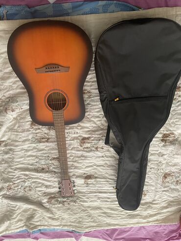 Akustik gitaralar: Akustik gitara, 6 sim, İşlənmiş, Pulsuz çatdırılma