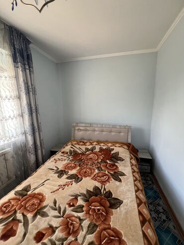 Продажа домов: Дом, 120 м², 4 комнаты, Агентство недвижимости, Старый ремонт
