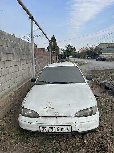 Hyundai Accent: 1997 г., 1.6 л, Механика, Бензин, Седан
