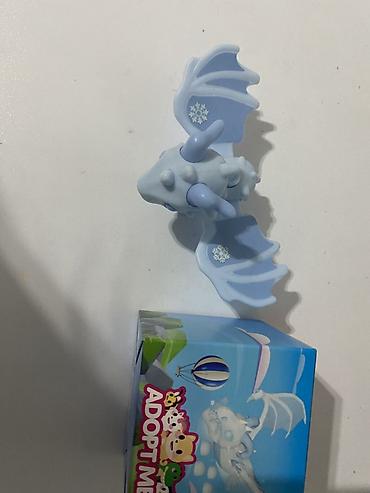 mobil oyuncaq: Adopt Me! temalı oyunçuq fiqur – Ice Dragon - Mövzu: Adopt Me! — 2
