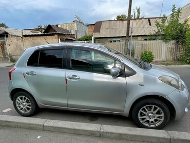 купить тойота виш: Toyota Vitz: 2006 г., 1.3 л, Автоматтык, Бензин, Хетчбек