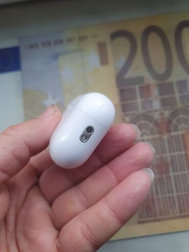 Mobil telefonlar üçün digər aksesuarlar: Apple " AirPods 2 gen " az səliqəli işlənib 400 manata alınıb — 10