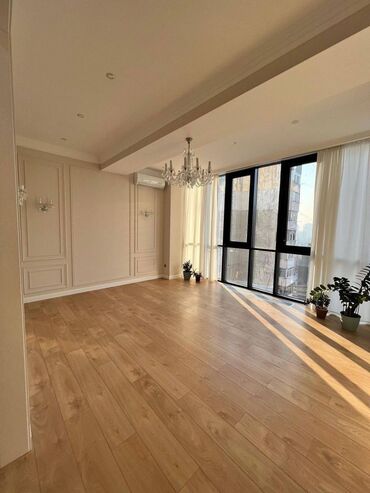 вторичное жилье: 3 комнаты, 120 м², Элитка, 7 этаж, Дизайнерский ремонт