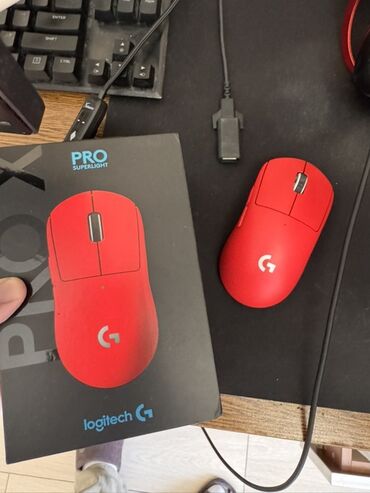 logitech g pro: Logitech PRO X Superlight Red simsiz oyun siçanı. Ideal veziyyetde az