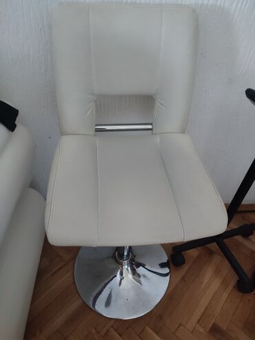 zelene stolice: Ergonomic, color - White, Used