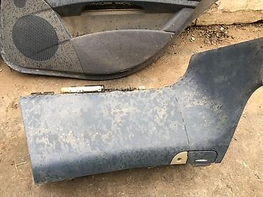 Avtomobil salonu üçün digər detallar: Mercedes-Benz W211, 2004 il — 6