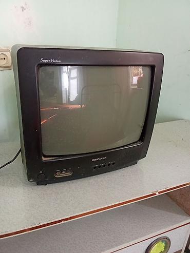 Daewoo “Super Vision” kineskop televizoru - Ekran: təxminən 14"–15"