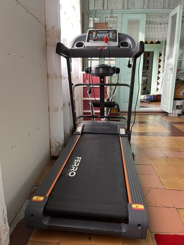 Qaçış trenajorları: FERRO Sport Equipment qaçış trenajoru - Güclü elektrikli qaçış yolu — 2