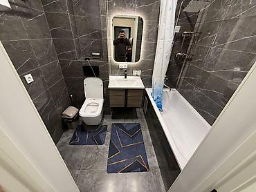 Долгосрочная аренда комнат: Студия с современным ремонтом и полной меблировкой. - Планировка — 12