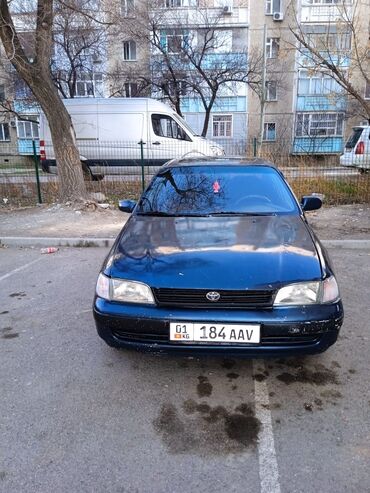 Toyota: Toyota Carina: 1992 г., 1.6 л, Механика, Бензин, Седан