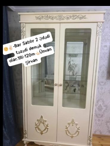 Stend vitrinləri: Şüşəli dolab vitrini