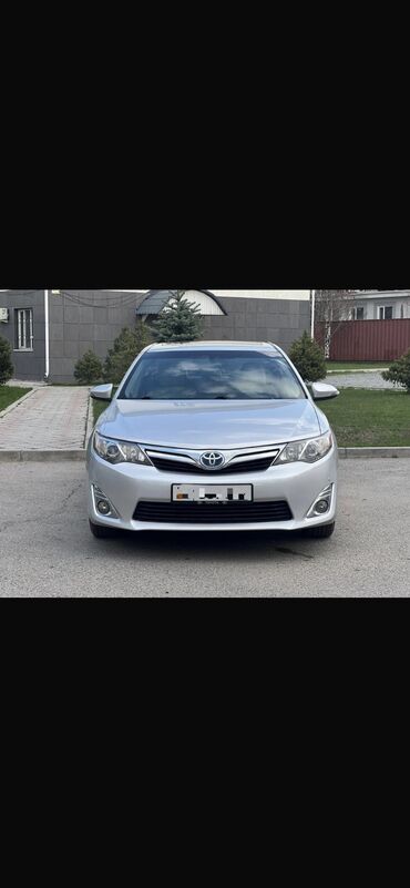 Toyota Camry: 2012 г., 2.5 л, Автомат, Газ, Седан