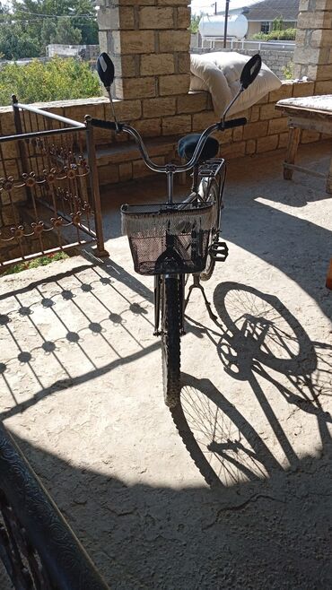 трехколесный велосипед: İşlənmiş Şəhər velosipedi Desna, 24", Ünvandan götürmə