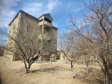 Həyət evləri və villaların satışı: 6 otaqlı, 400 kv. m, Təmirsiz — 13