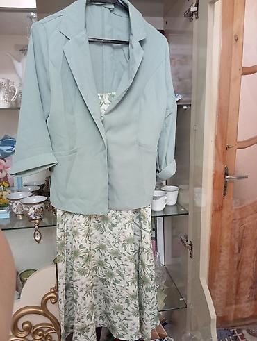 Qadın geyimləri: Zərif iki hissəli qadın dəsti: - Rəng: pastel adaçayı-yaşıl bleizer + — 1