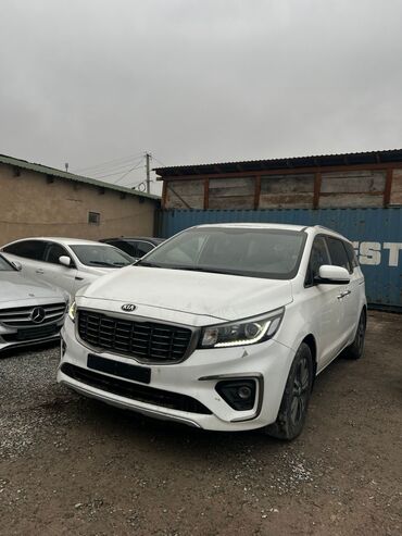 Kia: Kia Carnival: 2018 г., 2.2 л, Автомат, Дизель, Минивэн — 1