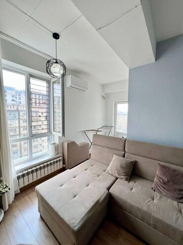 квартира студия 18 кв м: 3 комнаты, 60 м², Элитка, 10 этаж, Евроремонт
