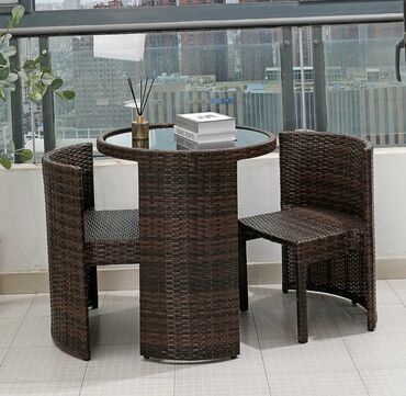 стол для кухонный: Комплект стол и стулья Для кафе, ресторанов, Новый