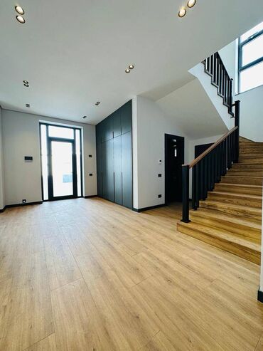 Bağ evlərinin satışı: Bakı, Mərdəkan, 300 kv. m, 4 otaqlı, Hovuzlu, Artezian quyusu, İnternet, Telefon — 24