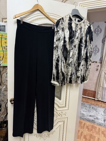 шелковая двойка: Носили только один раз 🤍
Шикарная двойка на любое мероприятие 🤍