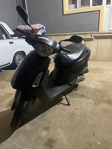 Mopedlər,skuterlər: Deməli əziz qardaşlar moped Zigzag 50 cc Nomrəsizdi Moto özümündü Çox — 2