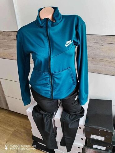 nexus trenerke zenske: Nike, S (EU 36), M (EU 38), color - Turquoise