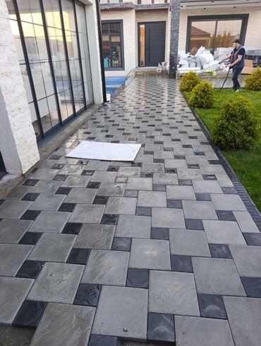 Tamet: Tamet döşəmə xidməti – dekorativ beton/daş təməli ilə həyət və giriş — 21