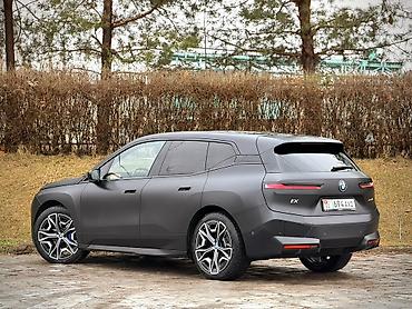 BMW: BMW iX: 2022 г., 0.1 л, Автомат — 16