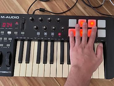 elektricni bubnjevi: M-Audio Oxygen 25 MIDI kontroler Prodajem svoj M-Audio Oxygen 25 — 2