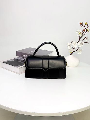 Клатчи: Белая женская сумка-клатч с геометрической стёжкой и декоративной — 23