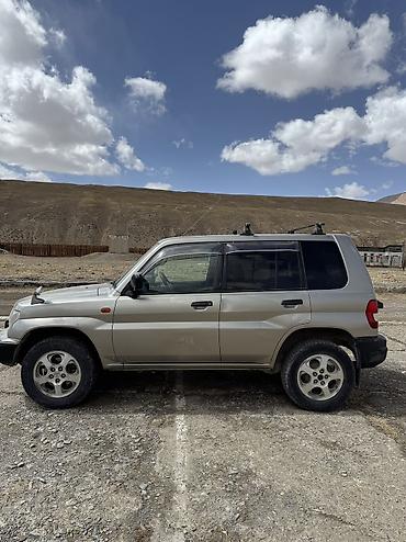 Унаа: Mitsubishi Pajero: 2000 г., 1.8 л, Автомат, Бензин, Жол тандабас — 7