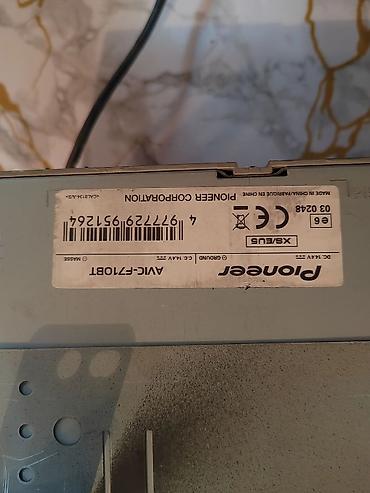 Digər avtoelektronika: Pioneer AVIC-F710BT avtomobil multimedia sistemi - 2-DIN korpus, ön — 2