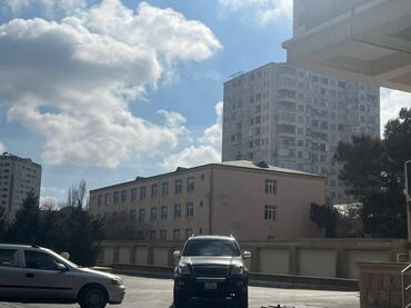 Uzunmüddətli kirayə mənzillər: 9-cu mikrorayon, Tərlan şadlıq sarayın yaxınlığı, 5 mərtəbəli binanın — 2