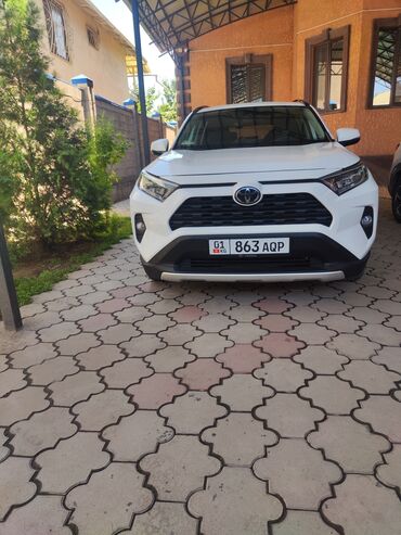 срочно срочно продам машину: Toyota RAV4: 2020 г., 2.5 л, Автоматтык, Бензин, Кроссовер