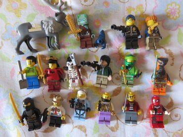 Παιδικά αντικείμενα: 15 αυθεντικες φιγουρες LEGO, ολες μαζι 10 ευρω ΠΑΡΑΛΑΒΗ ΑΠΟ ΧΑΛΑΝΔΡΙ