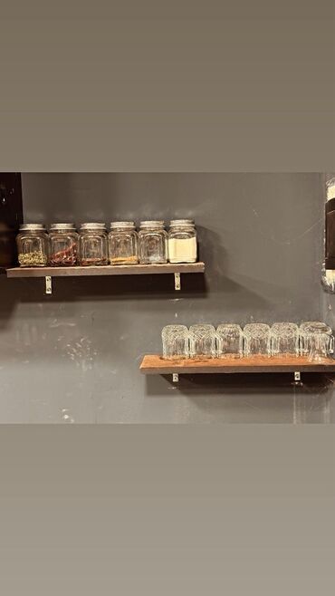 Hazır biznes: 📍 Gənclik metrosu yaxınlığında tam hazır bərbər salonu satılır — 12